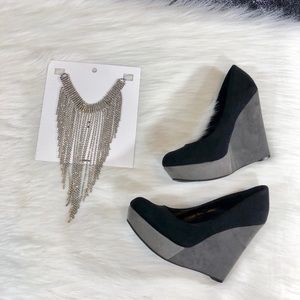 Draping sequin collar necklace